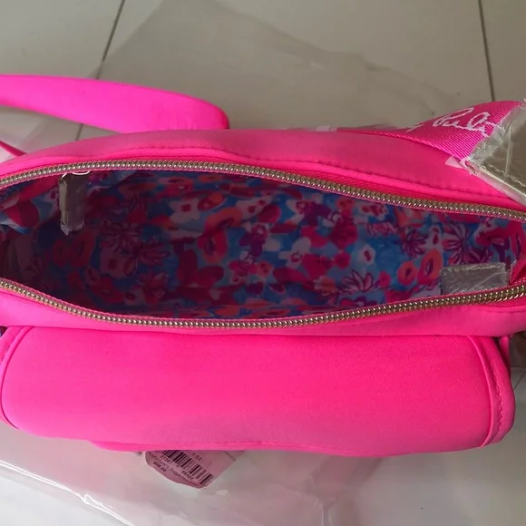 SALE! NWT LILLY PULITZER Giavanna Neoprene Bright Pink Crossbody Bag Great Gift - Picture 8 of 14